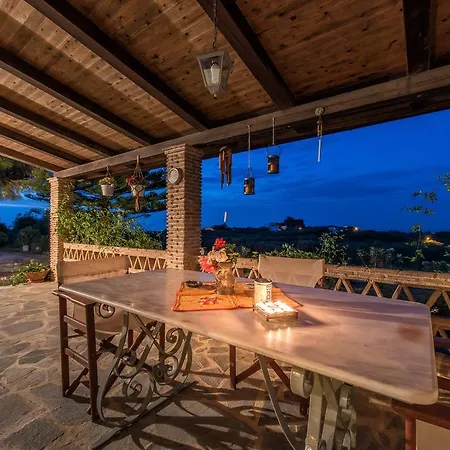 Country house Kirstin In Dikopoulos Bioland, By Zantewize